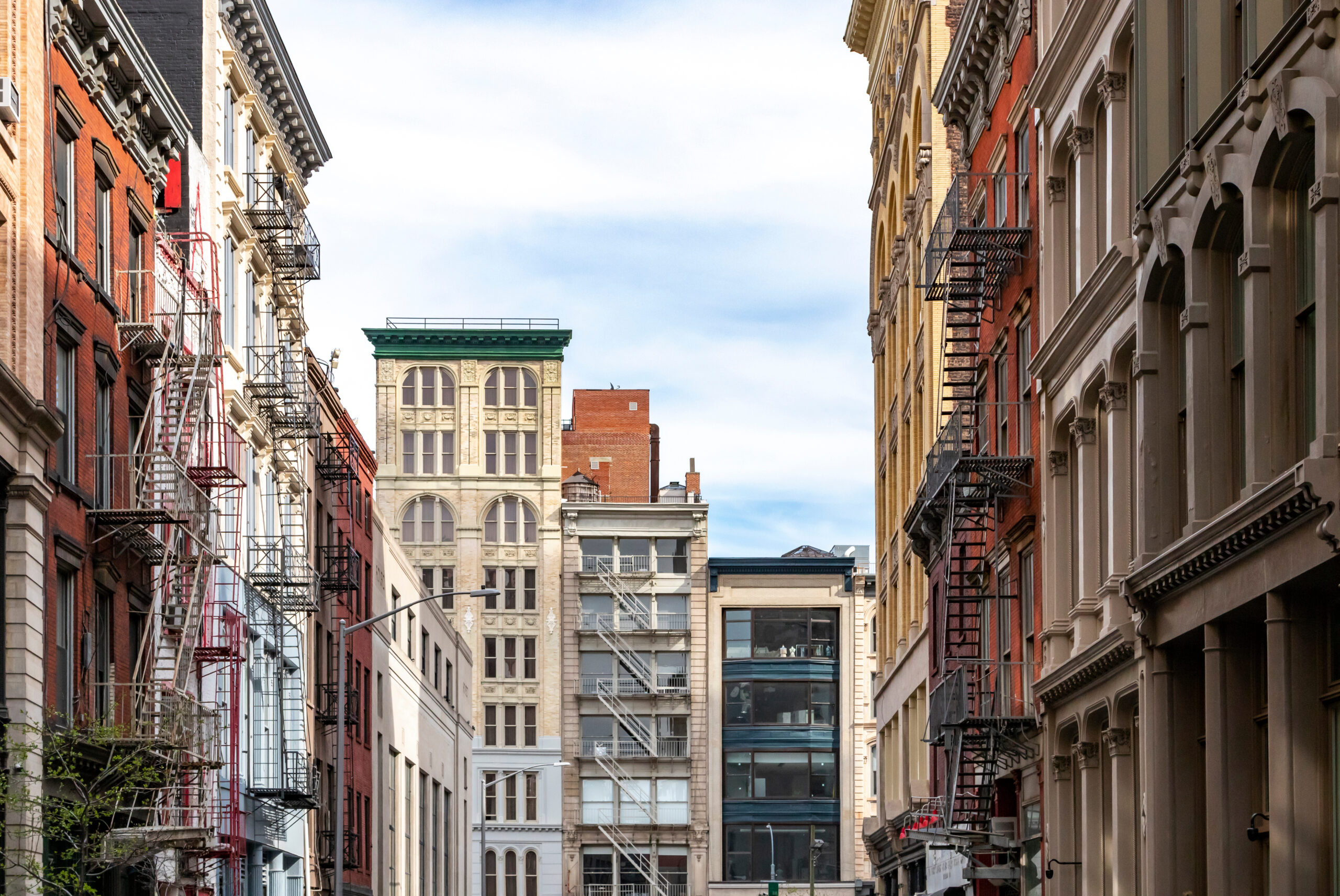 How Long New Yorkers Hold Onto Their Homes (And What It Means for 2026 Real Estate)