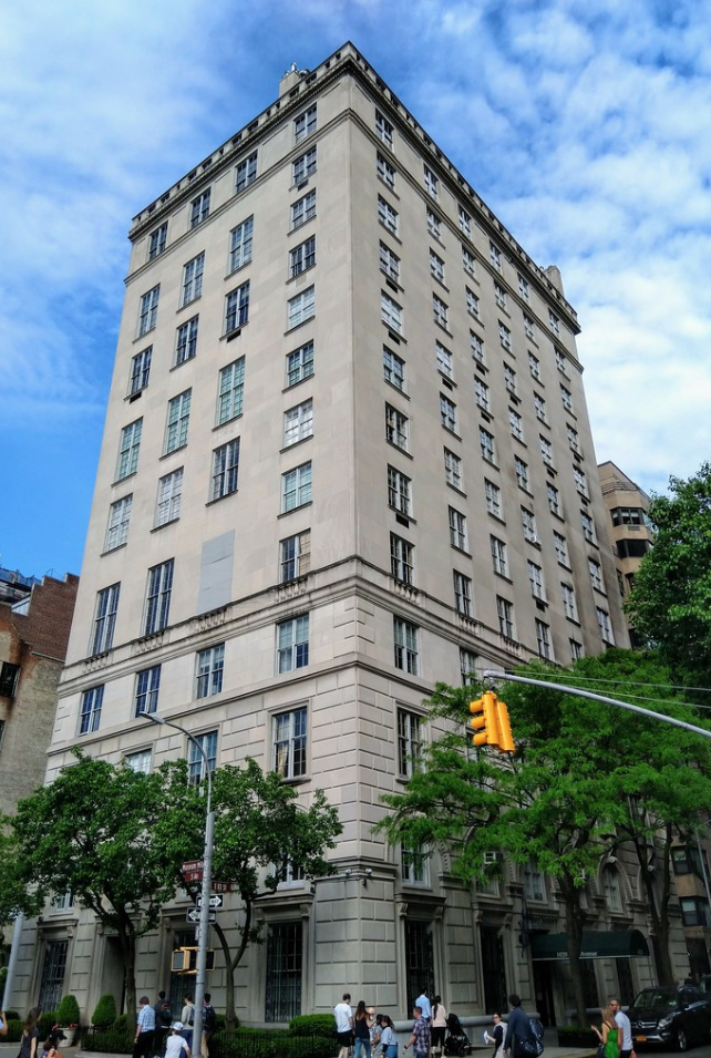 1020 Fifth Avenue Corporation