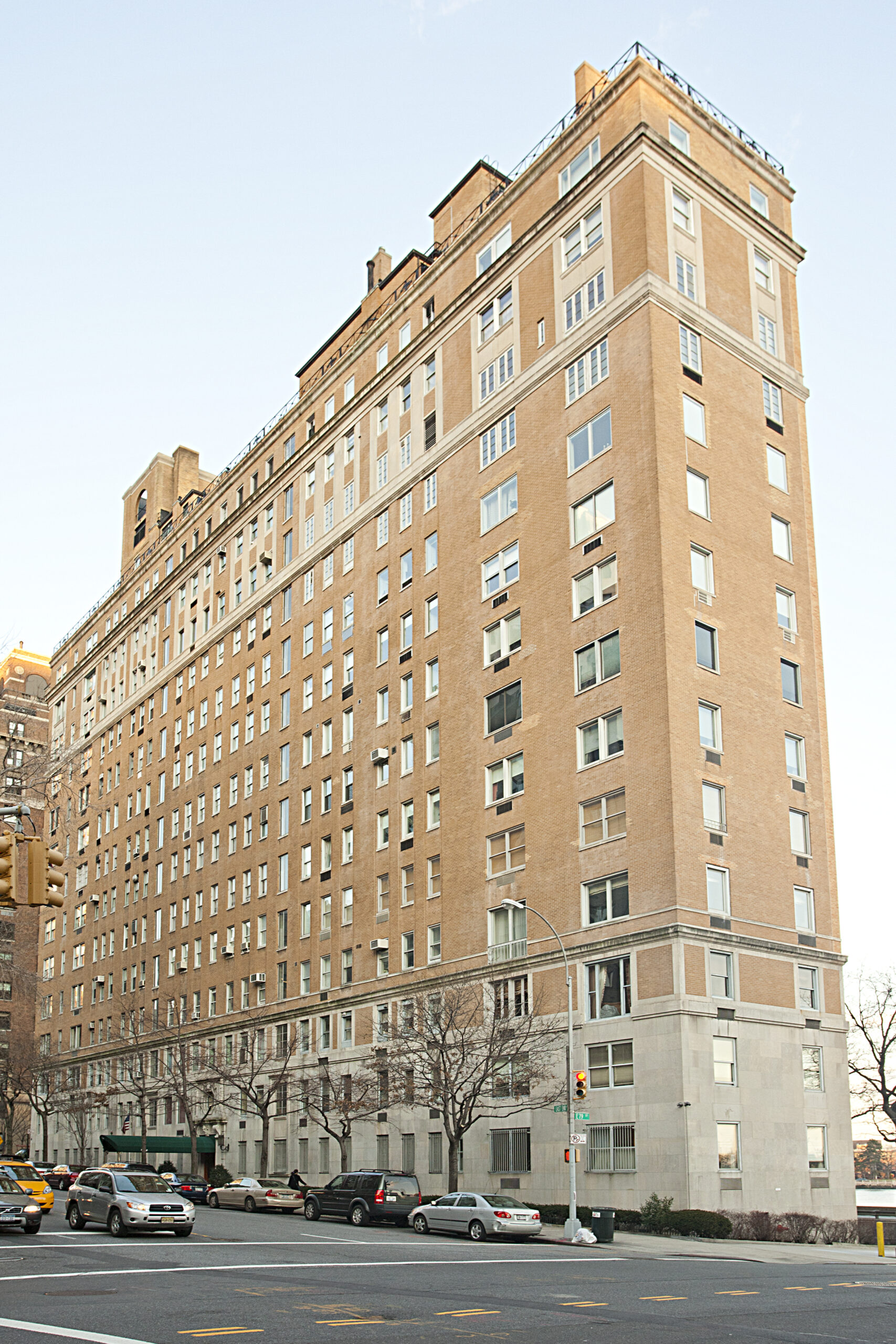 One East End Avenue Corporation