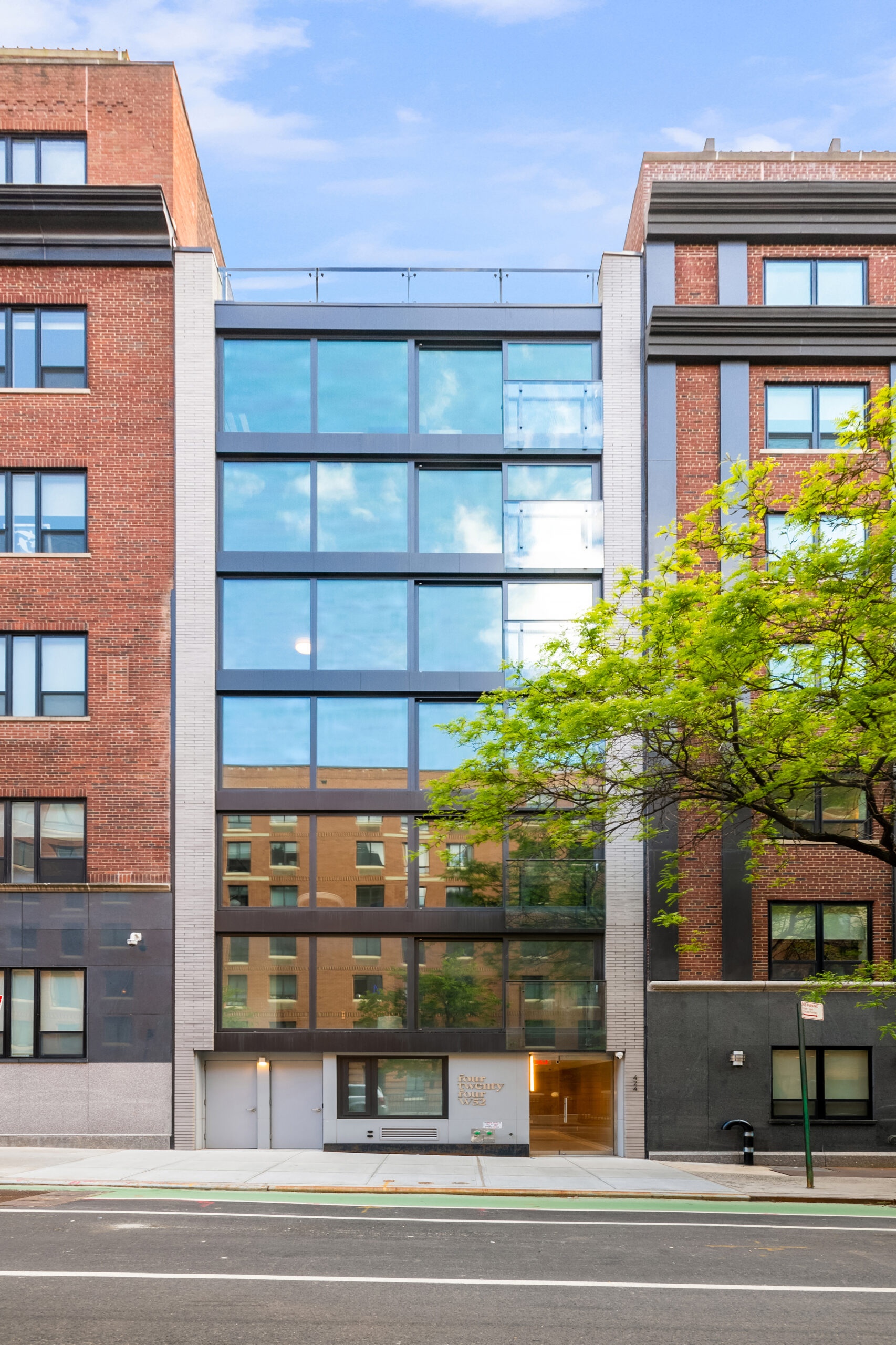 424 West 52