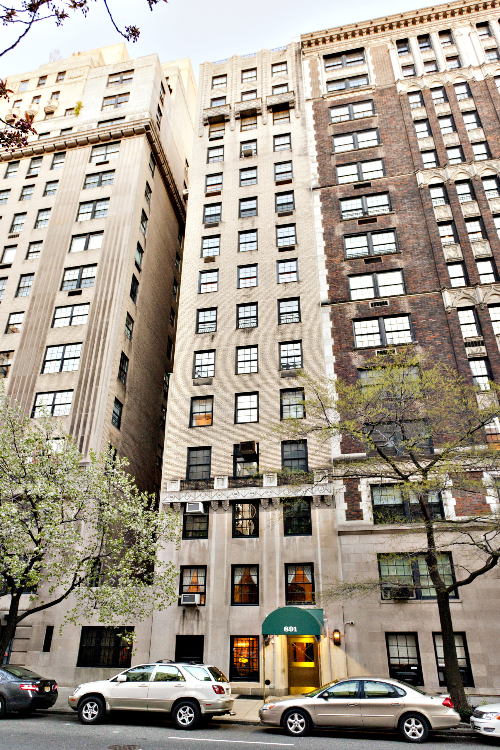 891 Park Avenue
