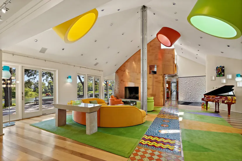 Tile Sets the Style: 5 Homes that Elevate with Inlay