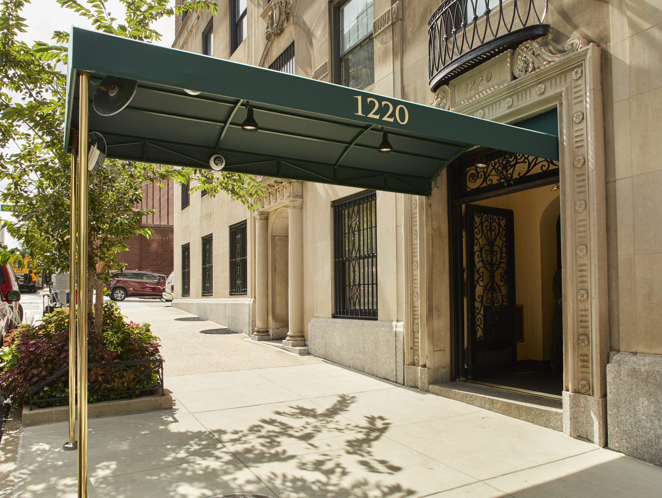 1220 Park Avenue