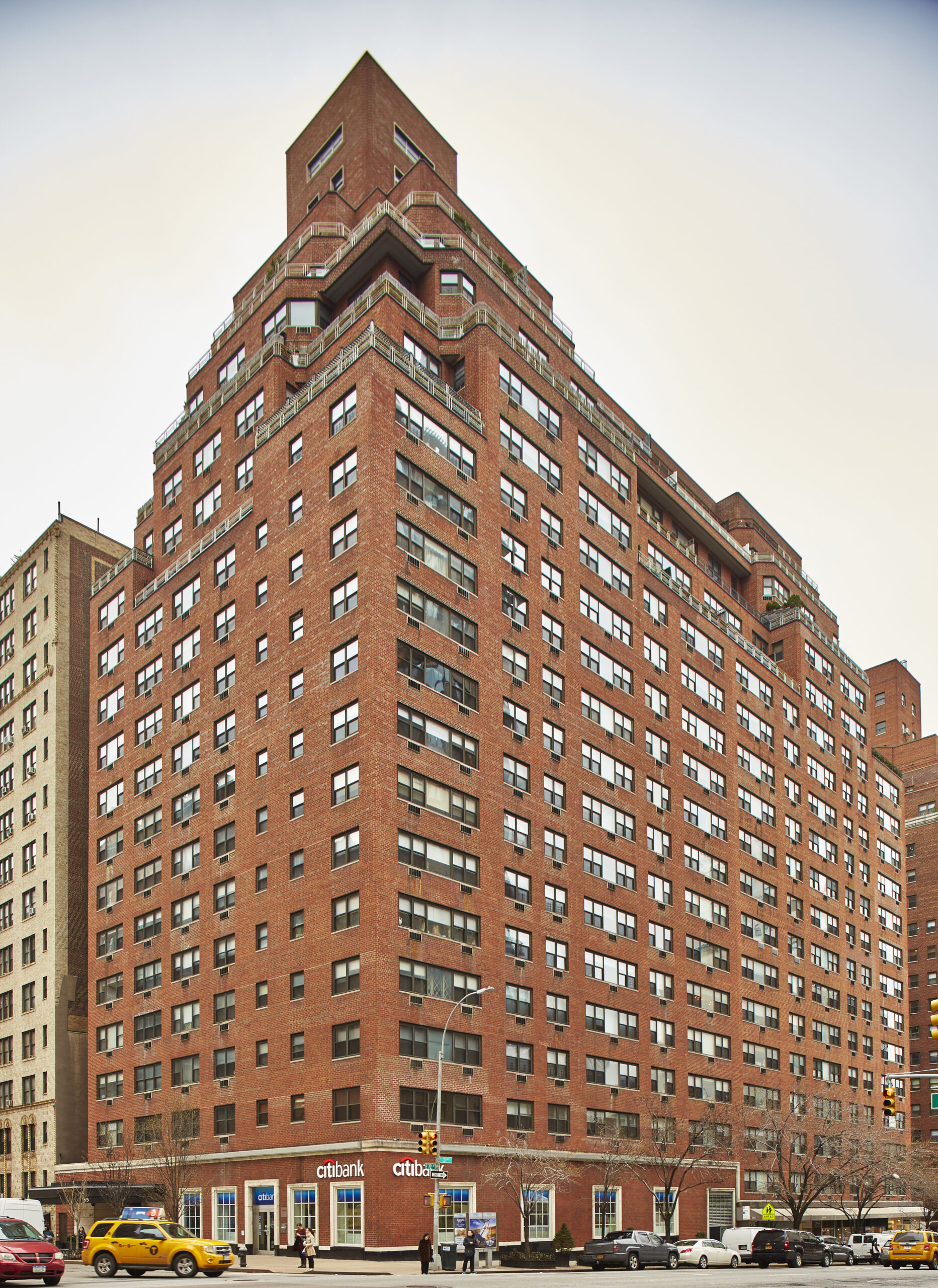 165 East 72nd Street