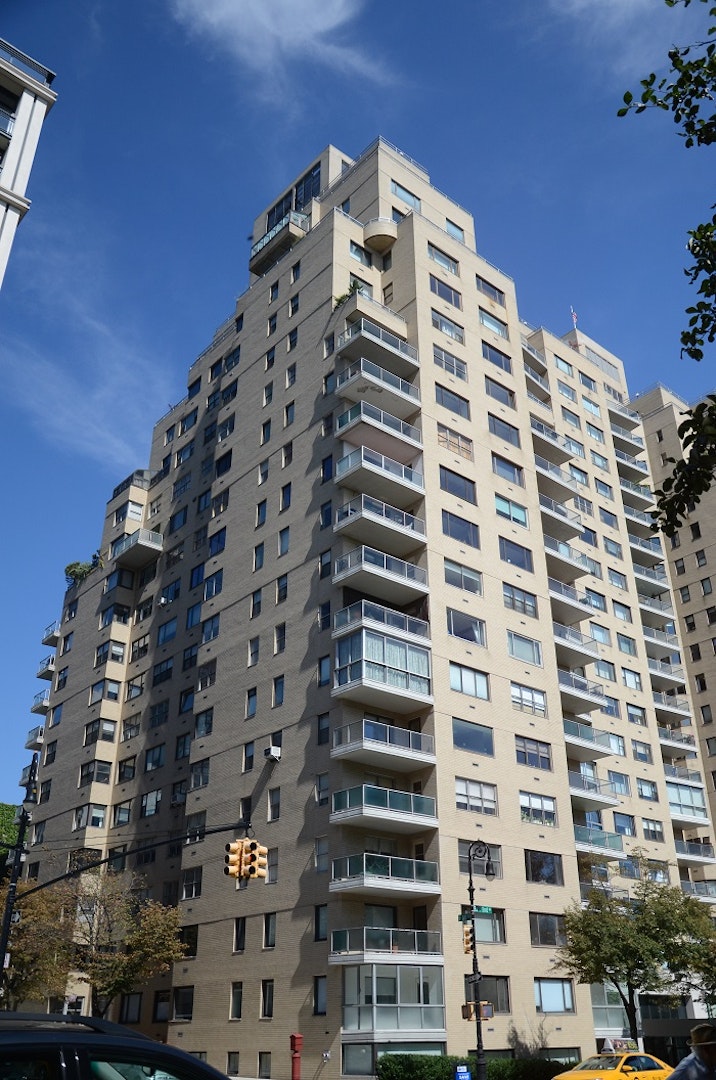 180 East End Avenue