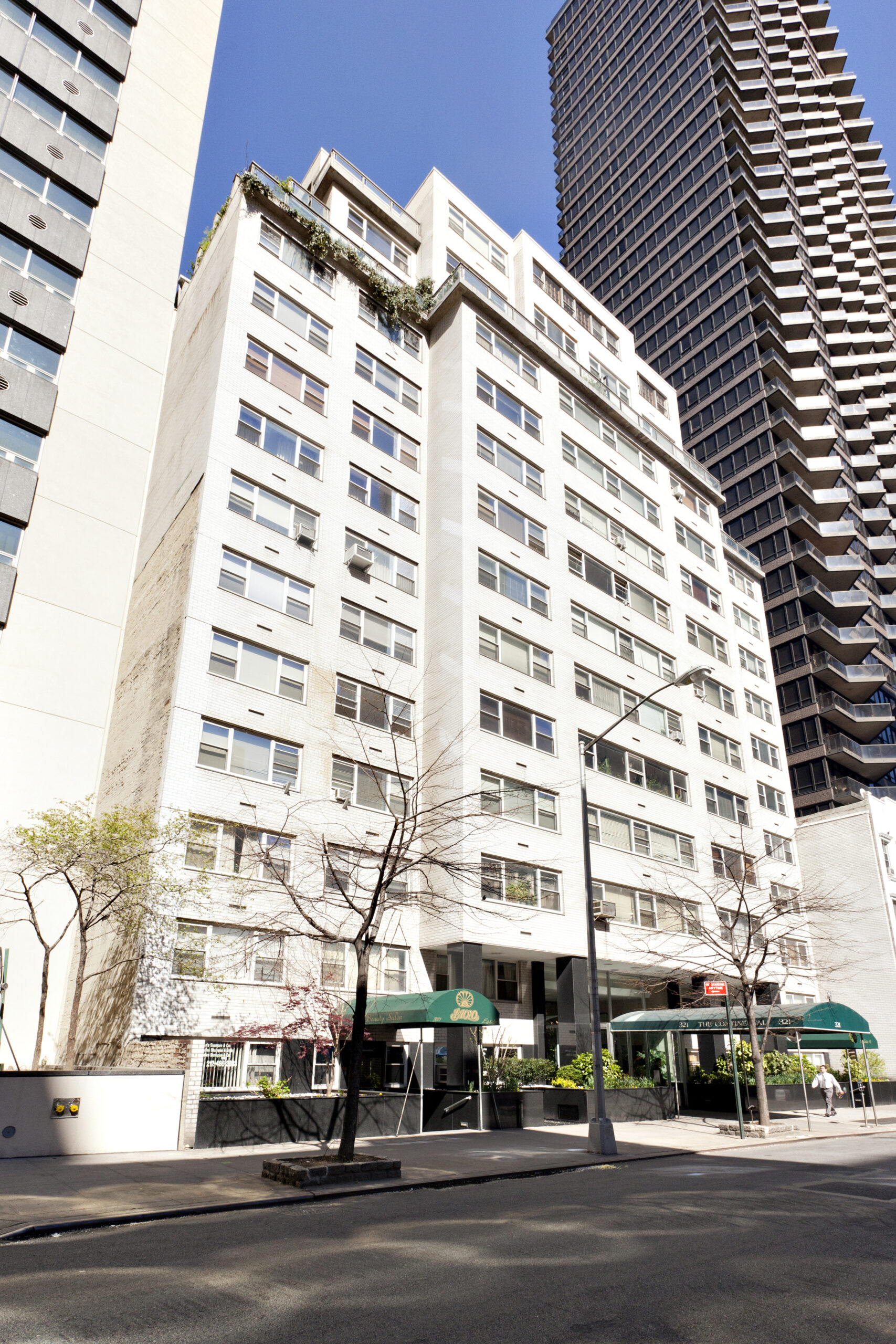 321 East 48th Street