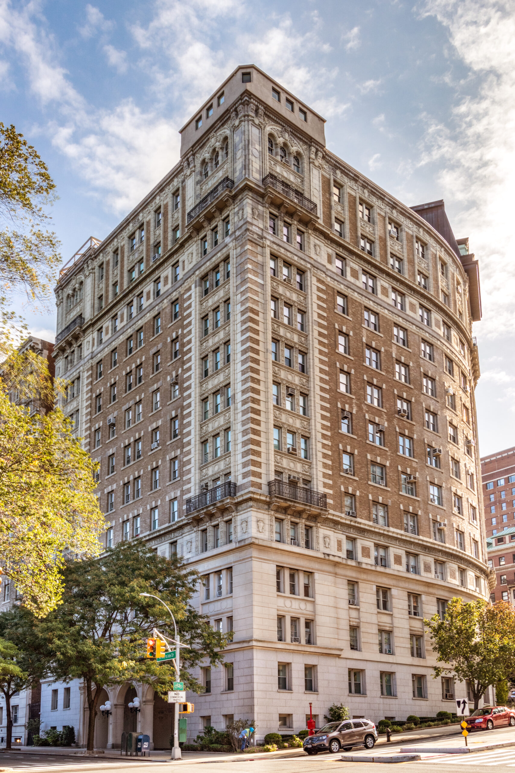 440 Riverside Drive