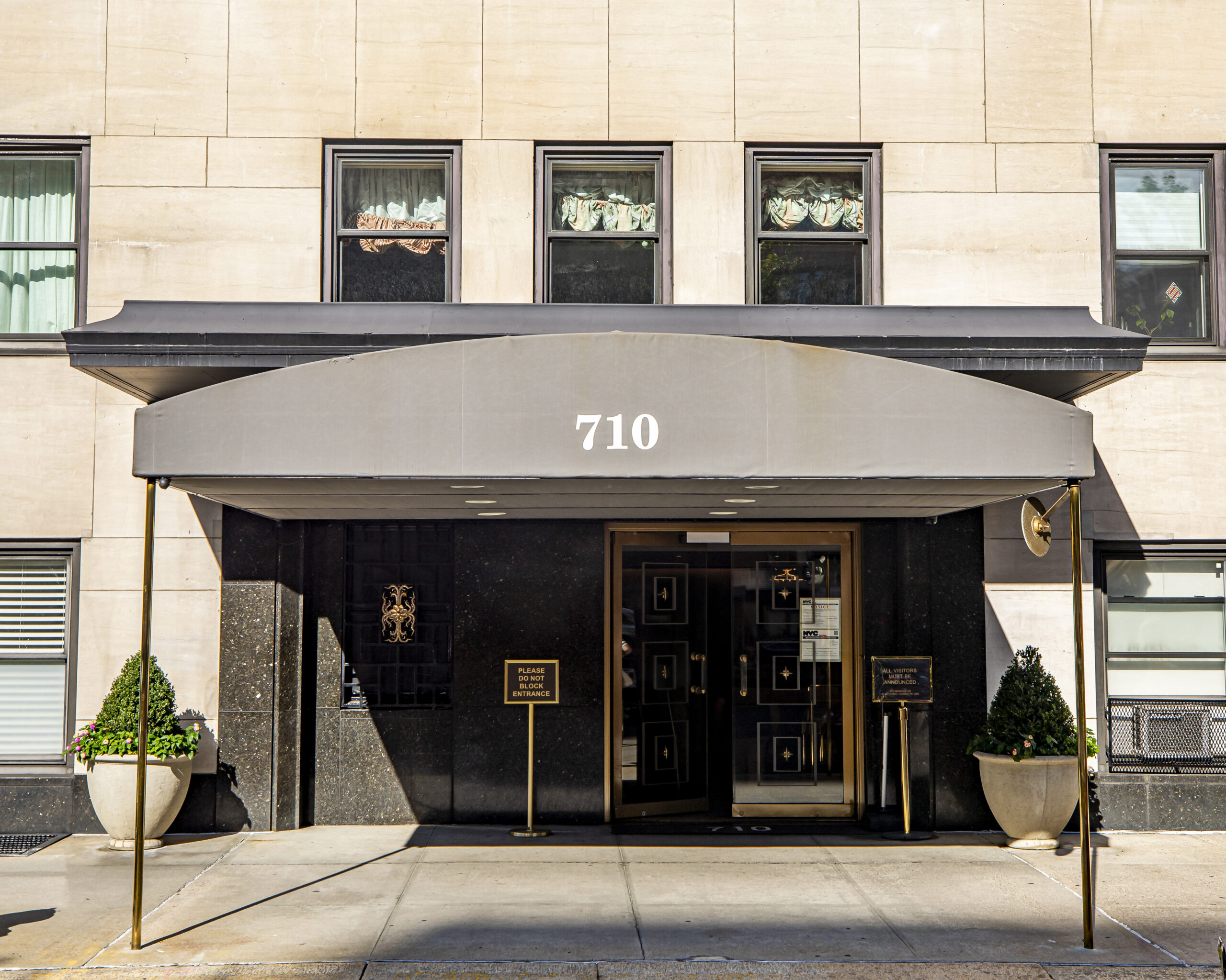 710 Park Avenue