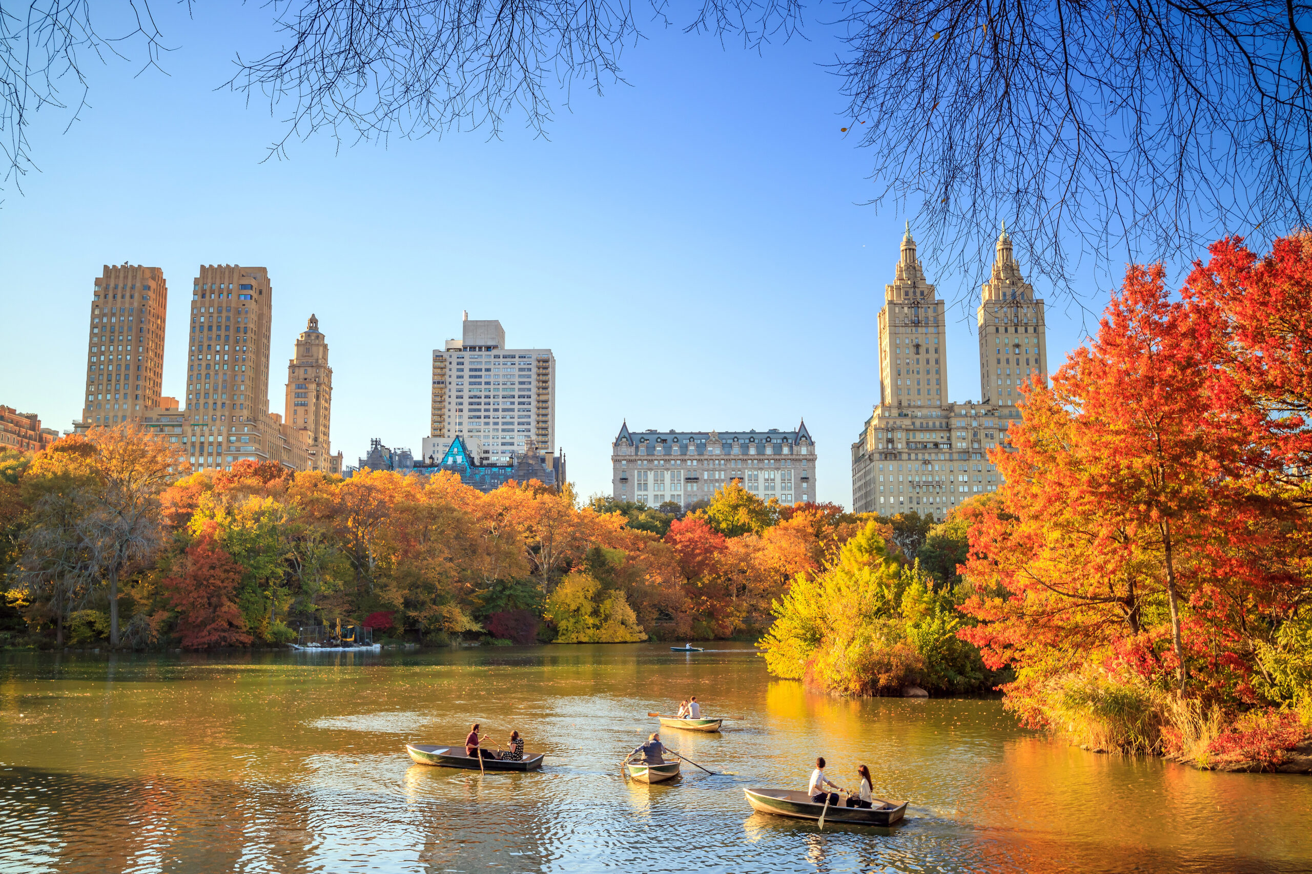 Autumn Colors, Neighborhood Flavors: NYC’s Most Picturesque Spots