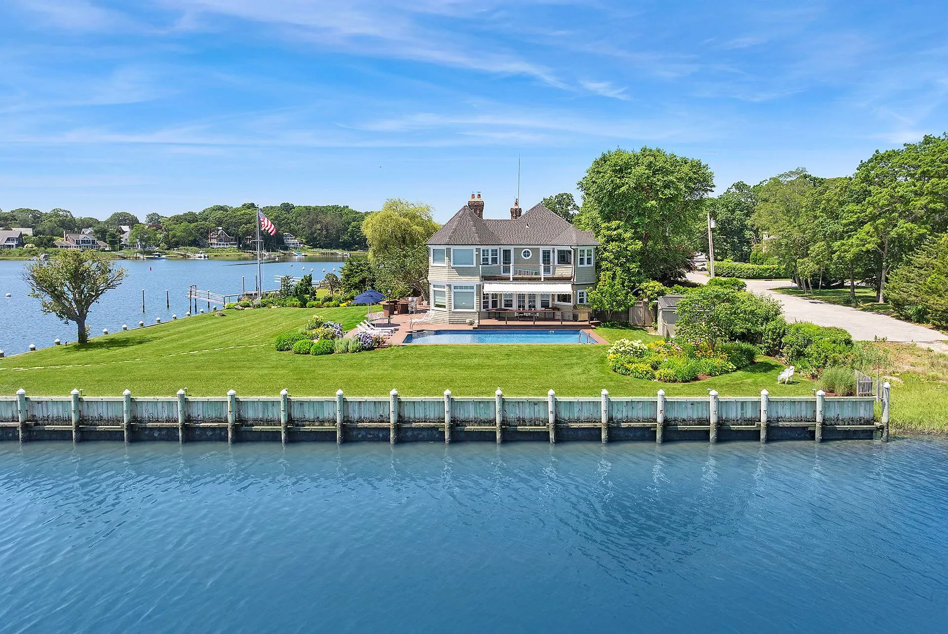 Luxury on Sag Harbor Bay: 60 Bay View Drive East