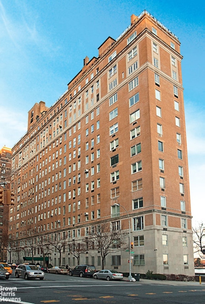 1 East End Avenue