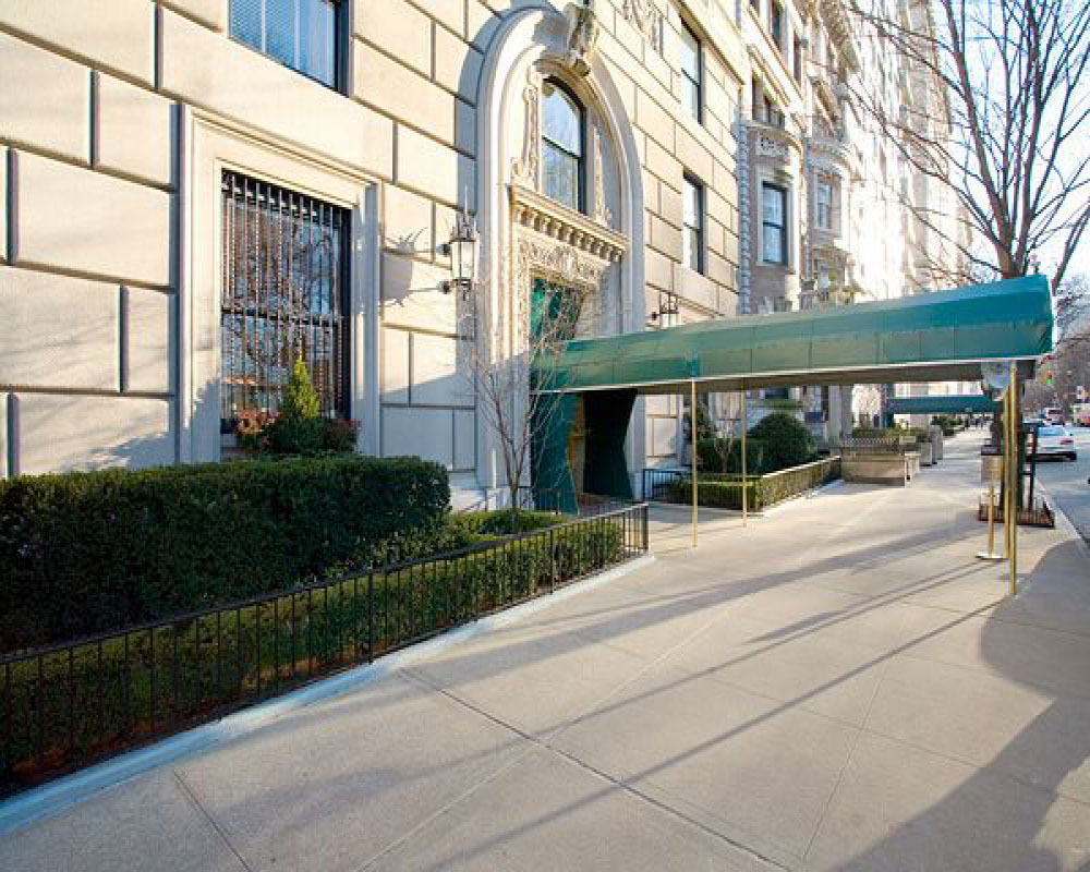 927 Fifth Avenue