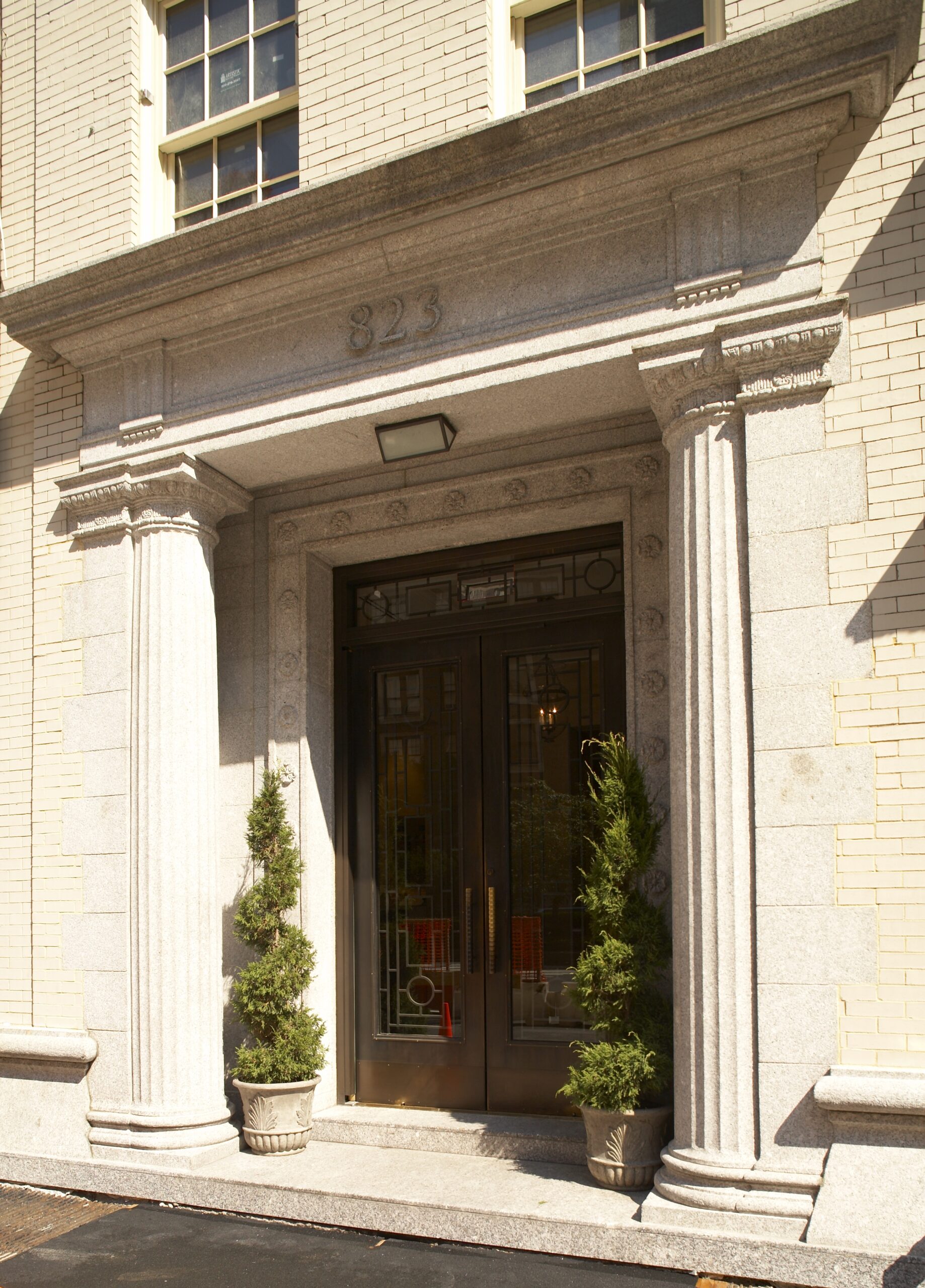 823 Park Avenue