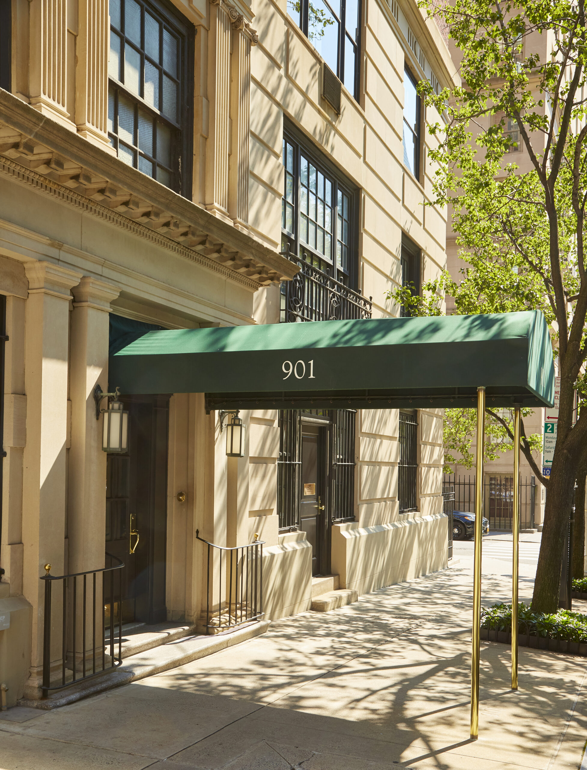 901 Lexington Avenue