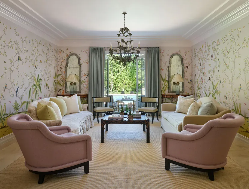 Walls That Talk: The Wallpaper Edit