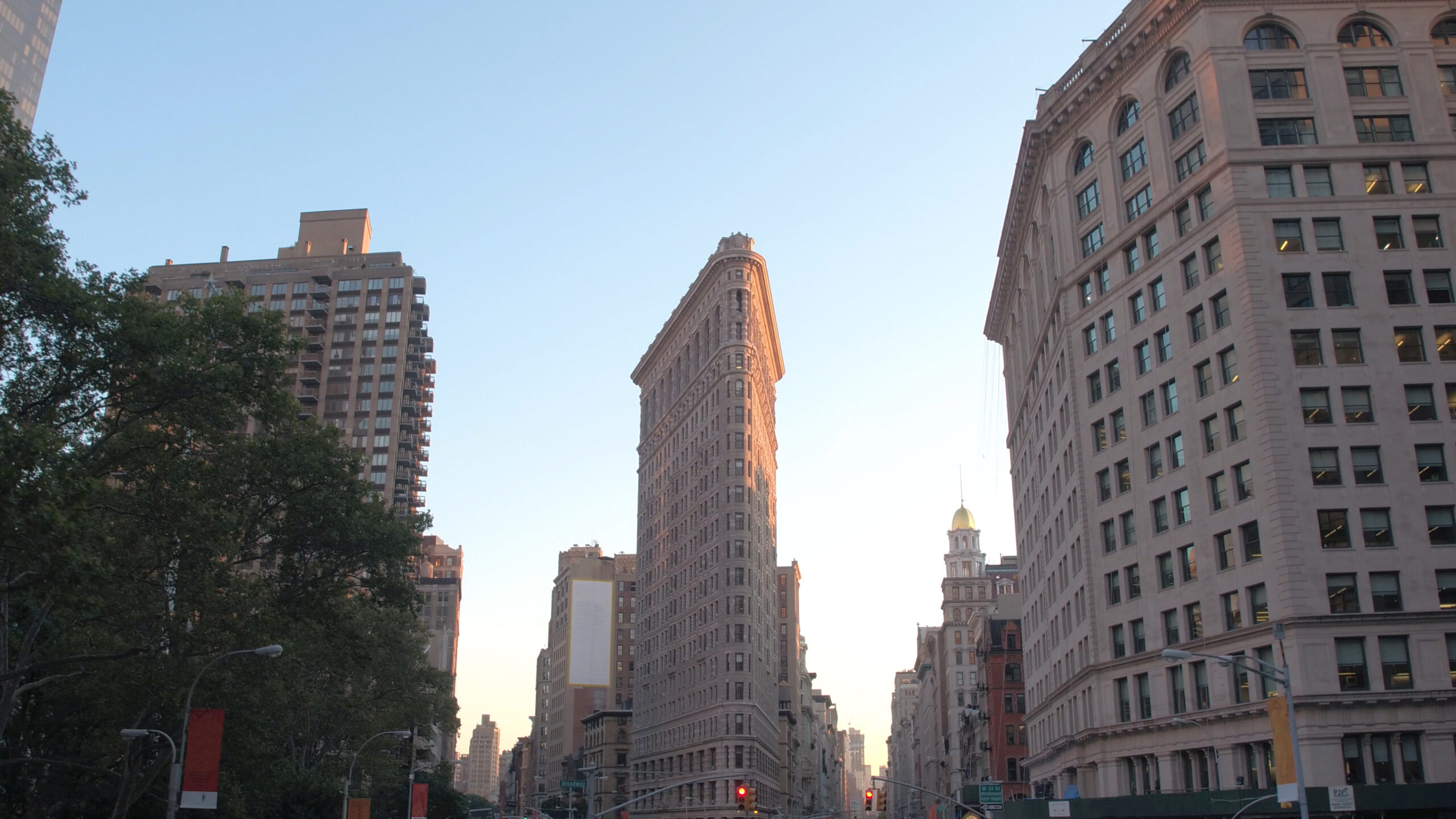 Why Manhattan Luxury Sales Are Rising Even as Prices Ease