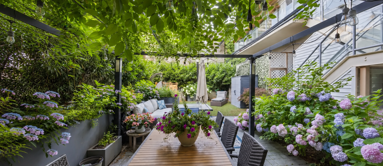 One of a Kind Indoor-Outdoor Retreat at One Hunters Point